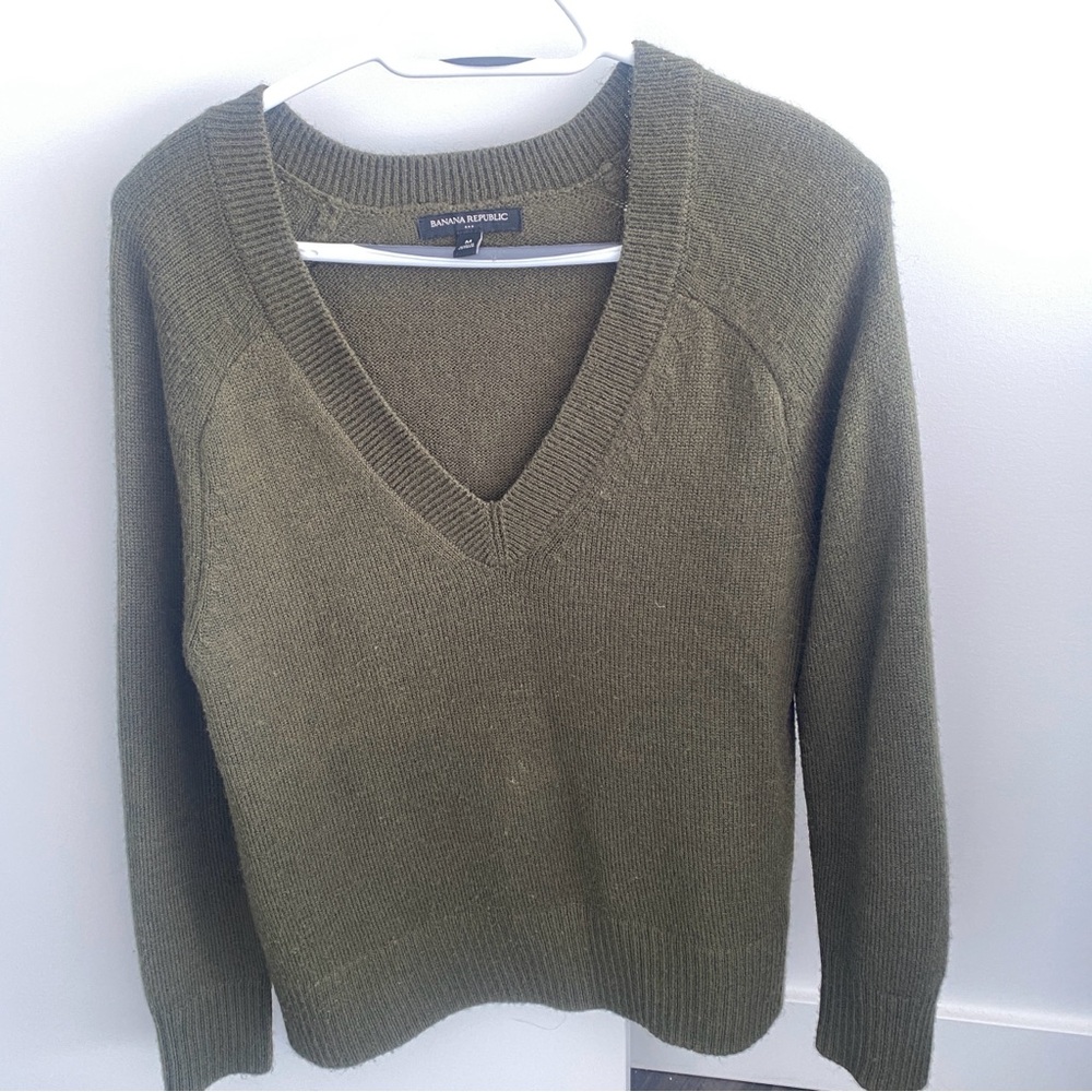 CASHMERE SWEATER